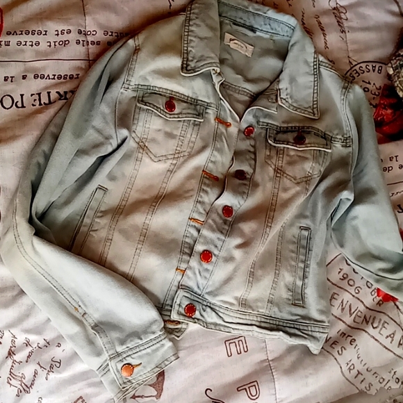 Jacket - Picture 1 of 1